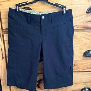 Athleta shorts size 4